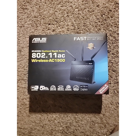 ASUS Router (RT-AC68R)   Wireless-AC1900 Dual-Band Gigabit Router - Picture 1 of 12